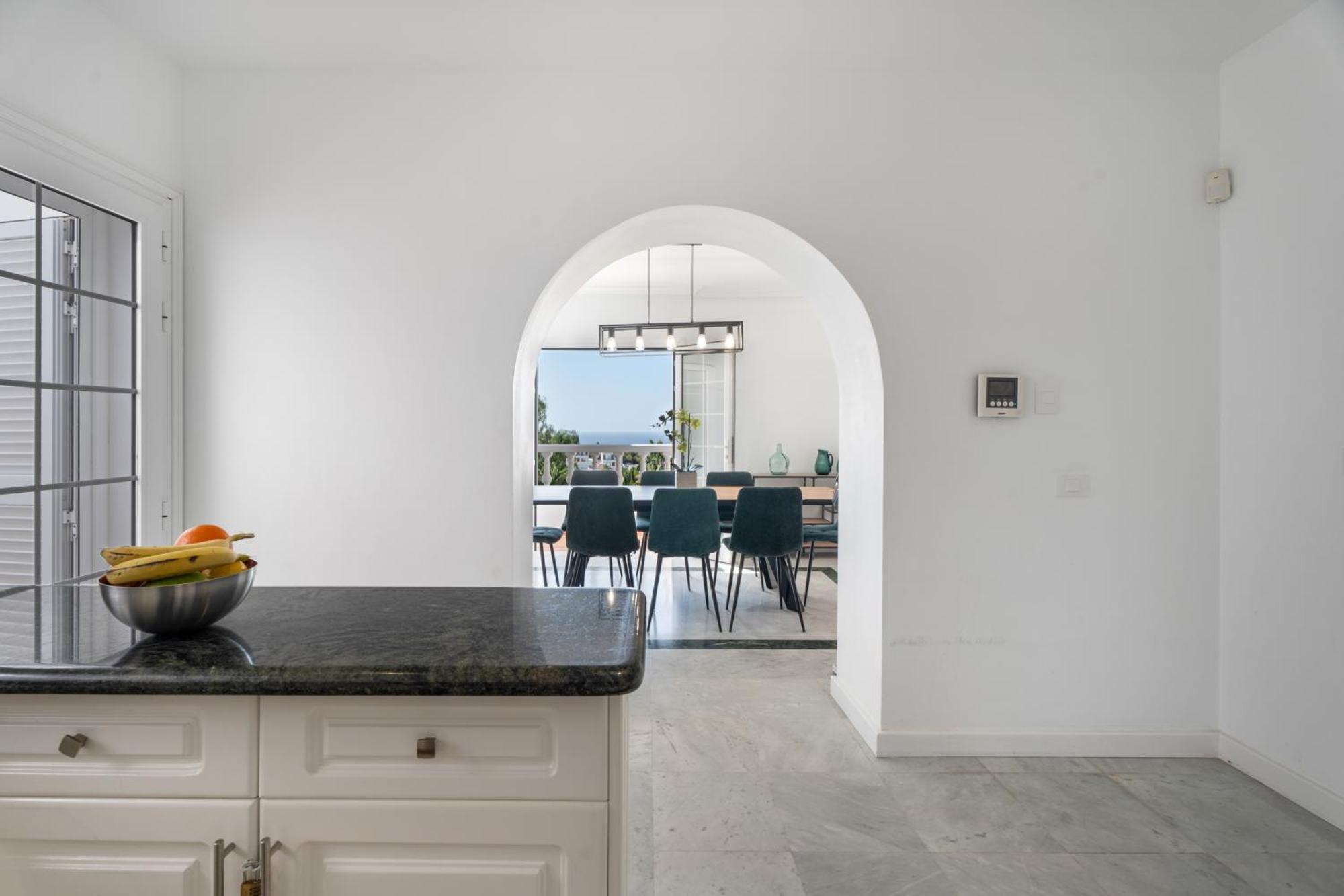 Villa Marbella-Private Heated Pool And Breathtaking View Адехе Екстериор снимка